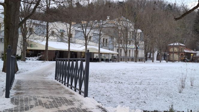 Nałęczów - Park Zdrojowy zimą