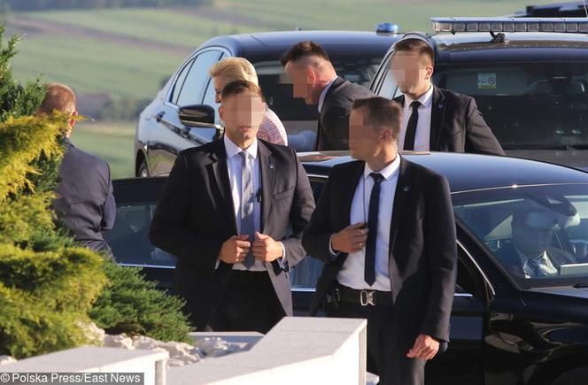 Prezydent Andrzej Duda z żoną na weselu w Świętokrzyskiem