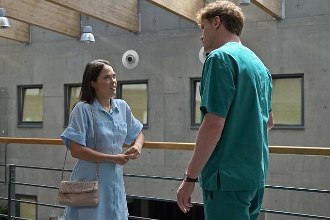 Pierwsza miłość, odcinek 4088: Julita (Dagmara Bryzek), Radek (Karol Biskup)