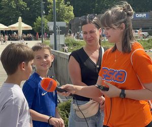 Wakacyjny patrol Eska Summer City na olsztyńskiej Plaży Miejskiej