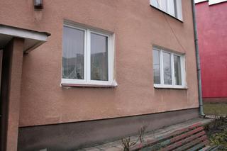 Uraziły go słowa przyjaciela, polała się krew. Dosłownie wbił kumplowi nóż w plecy! Nie raz