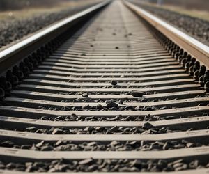 Wojna hybrydowa uderza w Polskę