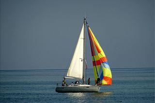 Co można robić nad morzem poza leżeniem na plaży?