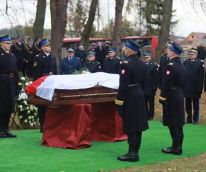 Przejmujący pogrzeb strażaka, który zginął podczas obławy na Grzegorza Borysa