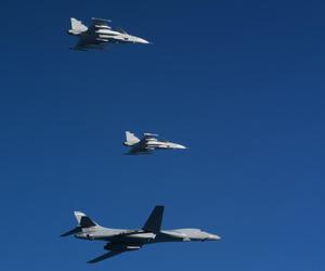 B-1B Lancer