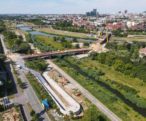 Jak przebiega budowa mostów Berdychowskich w Poznaniu? 