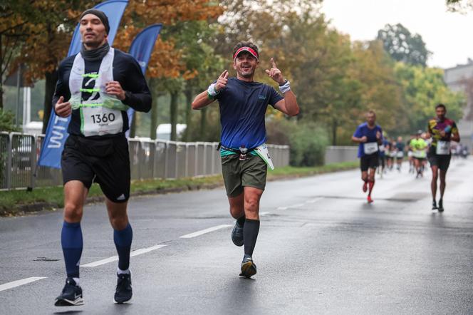 22. Poznań Maraton za nami. Tysiące biegaczy na ulicach Poznania 