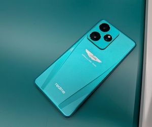 realme GT7 - 2025
