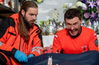 Na sygnale, odc. 689. Dobromir Lisicki (Kamil Błoch), Romek (Izydor Łobacz)