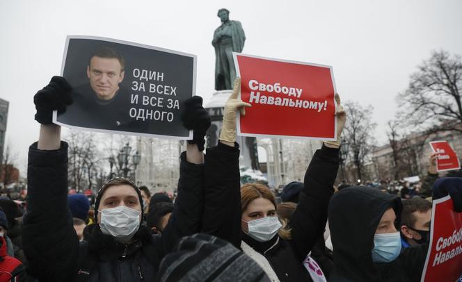 Wyszyli na ulice dla Navalnego. Protesty w Rosji.