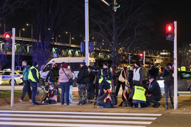 Blokada Ostatniego Pokolenia na Wisłostradzie (13.12.2024)