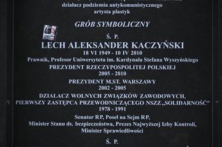Grób rodziców Jarosława  Kaczyńskiego