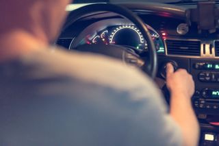 ​Kierował bez uprawnień – wpadł w środku nocy w Lesznie