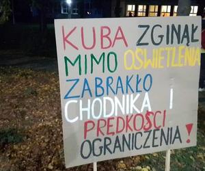 Protest na DK nr 80 po wypadku, w którym zginął 15-letni Kuba. Mieszkańcy zablokowali drogę