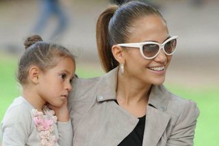 Dzieci Jennifer Lopez są już prawie pełnoletnie! Sławna mama dba o ich prywatność. Tak wyglądają dziś Emme i Max!
