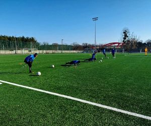 Po amputacji nic sie nie kończy. Trenują w drużynie Amp Futbolu Zawiszy Bydgoszcz. Są jedną nogą w finale