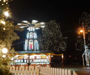 Częstochowa już przygotowana na święta. Iluminacje zapierają dech w piersiach ZDJĘCIA