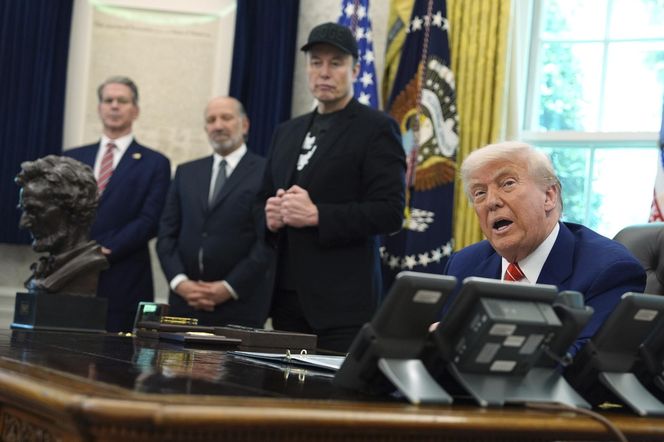 Elon Musk w Białym Domu z podbitym okiem 