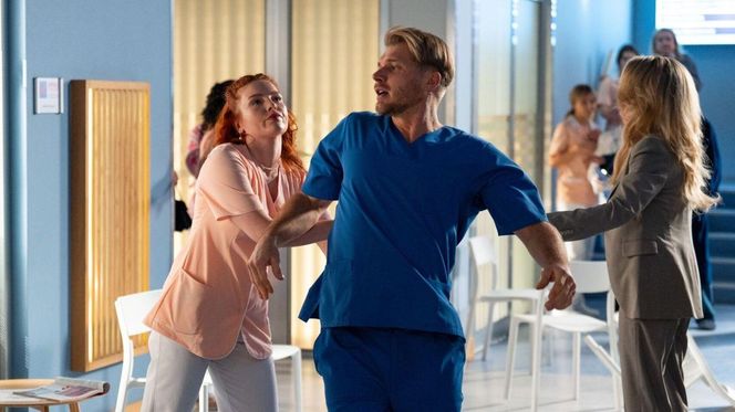 Na dobre i na złe odc. 955. Maks Beger (Tomasz Ciachorowski), Majka (Katarzyna Wuczko)