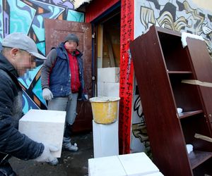 „Nie damy się zamurować!”. Trwa batalia o Stację Praga, artyści nie odpuszczają