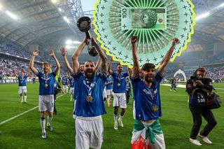 Ekstraklasa rozbiła bank! Rekordowe pieniądze dla klubów. Wiemy, ile zarobił Lech Poznań
