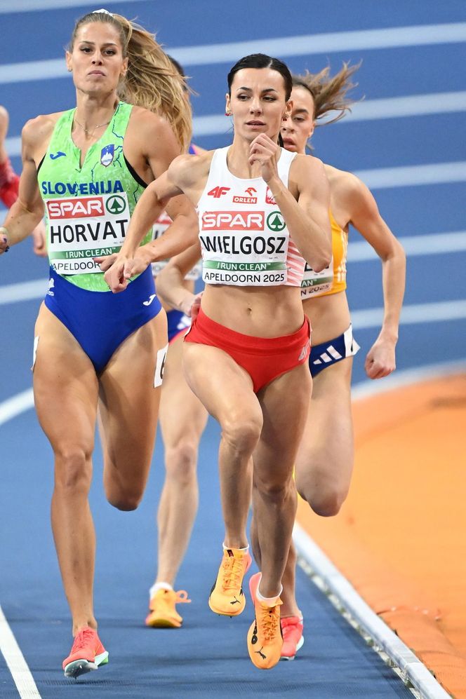 Anna Wielgosz, bieg na 800 m w Apeldoorn