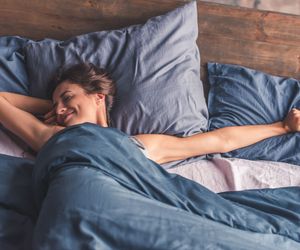 Kołdra obciążeniowa - czym jest? Co daje stosowanie kołdry sensorycznej i jak ją dobrać?