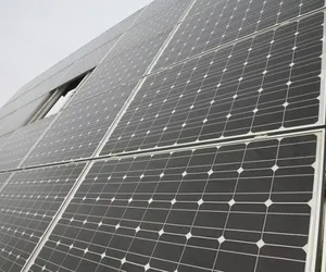 Śledzenie punktu mocy maksymalnej w systemach fotowoltaicznych on-grid