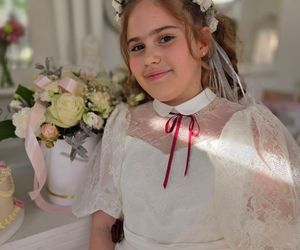 Iwona Węgrowska wyprawiła córce komunię