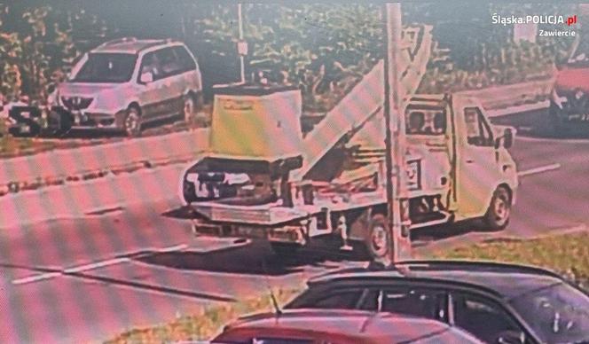 Zawierciańscy policjanci poszukują właściciela samochodu, który niepoprawnie zabezpieczył ładunek