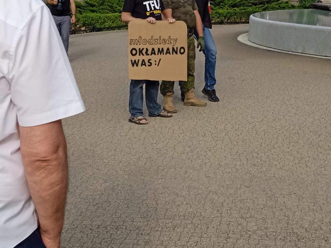 Protest "Kucaj i kasłaj - Dziś Joanna, jutro Ty" w Poznaniu