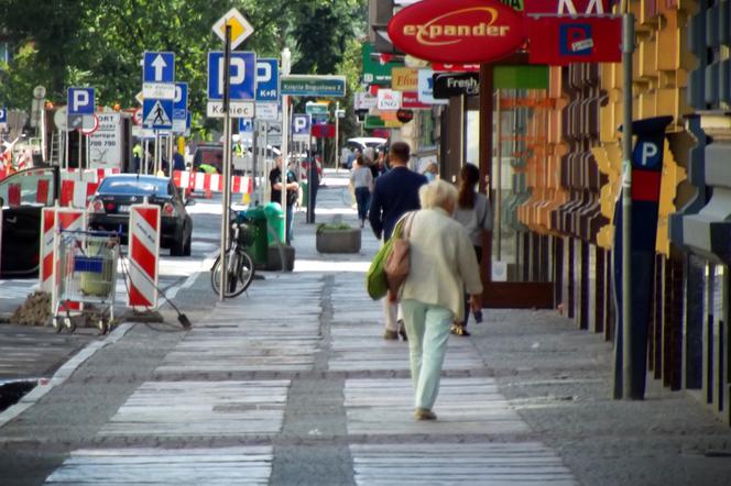 Chcą sześciu milionów za remont Jagiellońskiej. To o milion więcej, niż miasto chce wydać