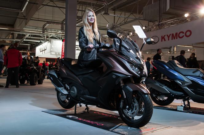 Hostessy na Warsaw Motorcycle Show