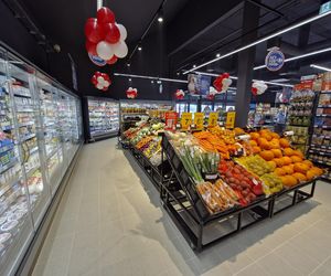 Nowy Carrefour Market w Książenicach