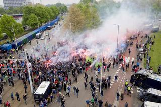 Feyenoord wciąż bez mistrzostwa Holandii. Awantury kibiców w Rotterdamie