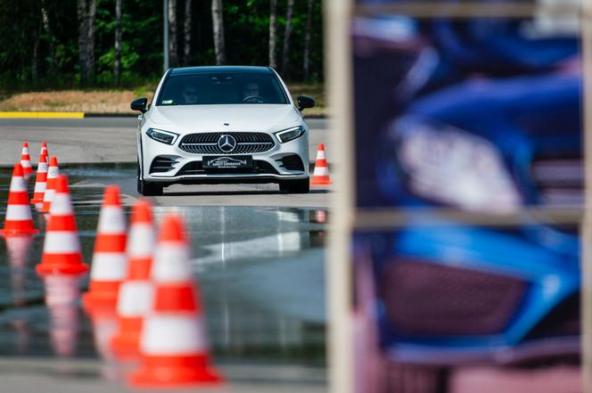 Mercedes-Benz Safety Experience 2019