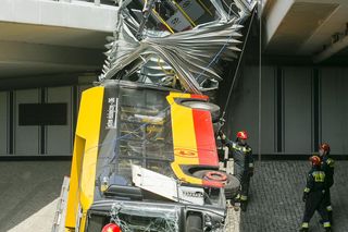 Katastrofa autobusu na moście Grota-Roweckiego. Tomasz U. skazany przez sąd