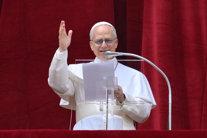 Leon XIV podczas modlitwy Regina Caeli zaapelował o modlitwę o powołania i odwagę dla młodych ludzi