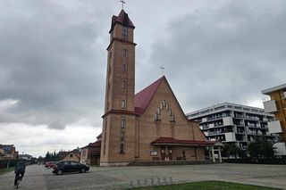 Blok bez drogi dojazdowej 