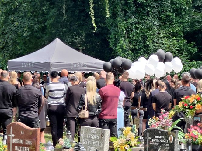 Pogrzeb Marcina Leszczyńskiego z "True Love". Tak rodzina i przyjaciele pożegnali 31-latka