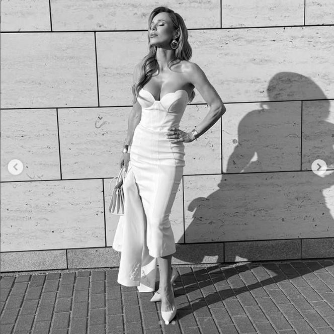 Doda cała na biało