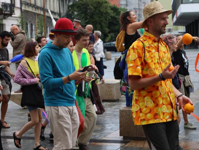 Wielka Parada Cyrkowa przeszła ulicami Lublina. Było kolorowo!