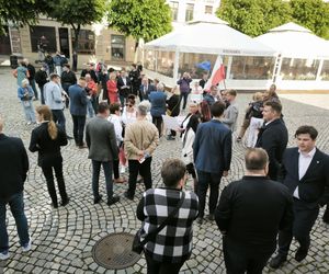 Wiec zwolenników Rafała Trzaskowskiego w Lesznie 