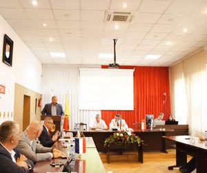 Powiat makowski ma... nowego króla. Radni intronizowali Jezusa. Zawierzamy mu nasze codzienne sprawy