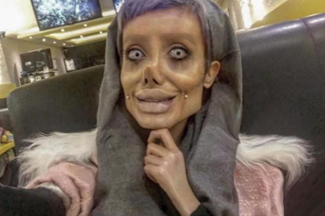 Chciała być jak Angelina Jolie, wygląda jak Gnijąca Panna Młoda [FOTO]
