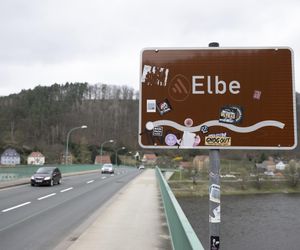 Most runął w ułamku sekundy. Huk obudził mieszkańców w nocy. Tak to mogło wyglądać w Chorzowie