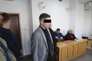 Tak zatrzymywali Patryka D. Policjanci zeznali przed sądem jak wyprowadzali z mieszkania kierowcę białego porsche