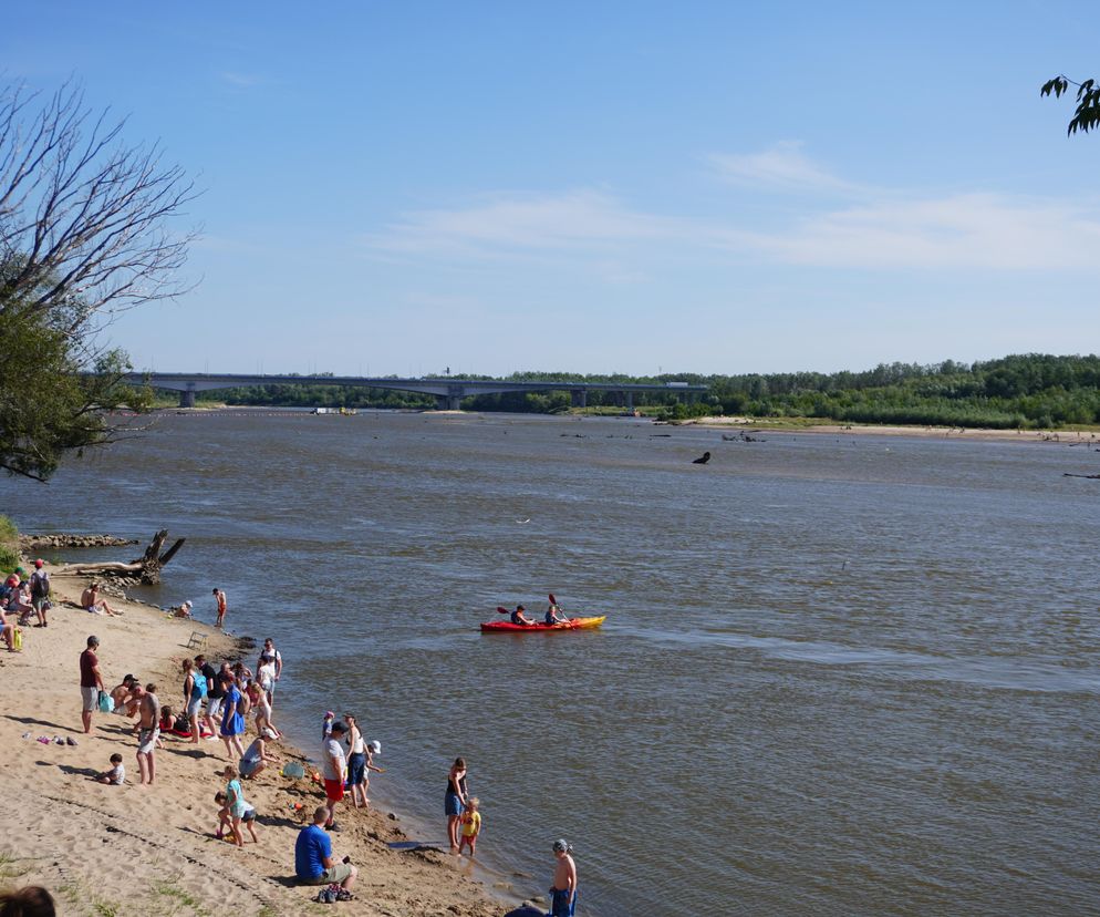 Plaża Romantyczna nad Wisłą w Warszawie