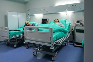 Pierwsza miłość. Krystian (Patryk Pniewski), Ewa (Ewa Gawryluk)