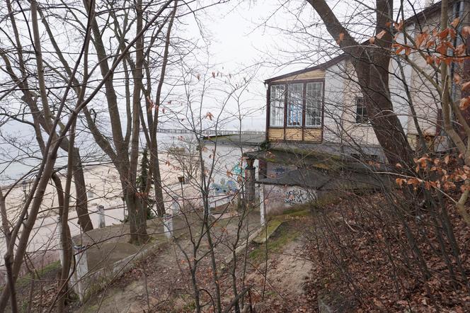 Sanatorium Zdrowie w Orłowie. Zniszczony budynek